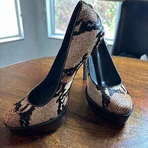 NWOT New Calvin Klein Dyed Cow Fur Heels